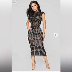 Fashion Nova Black and White Midi Dress